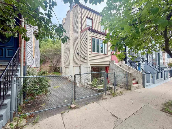 364 5th Street image 1 of 35