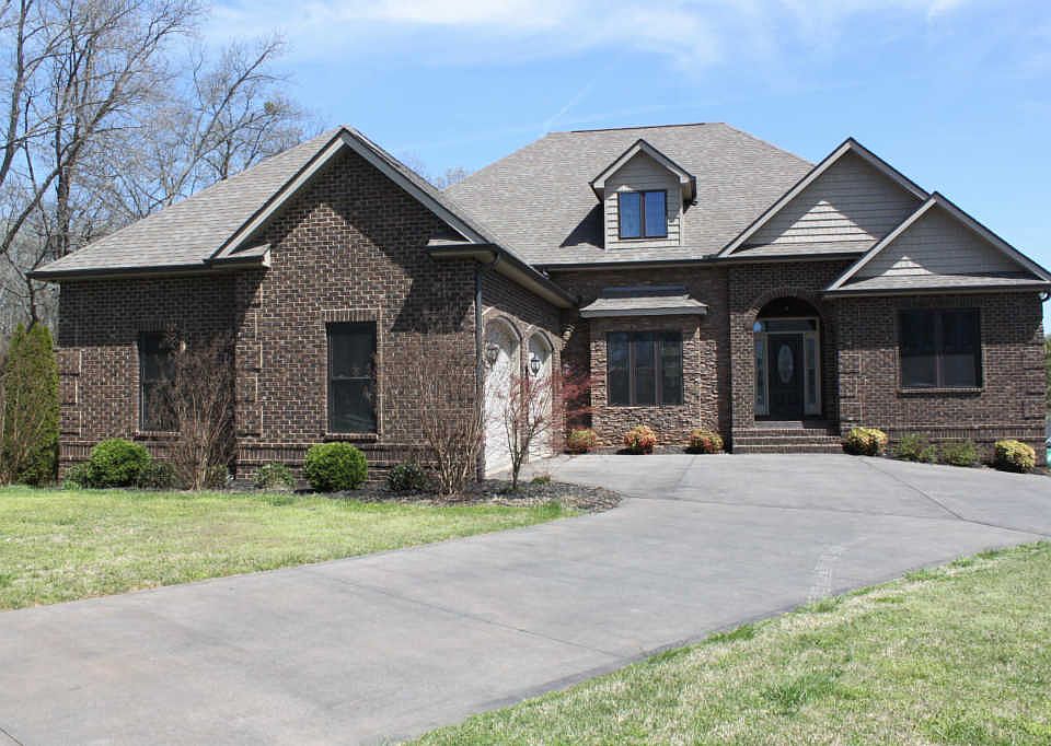 1st image of 198 Cassidy Ct