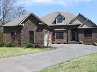 198 Cassidy Ct, Lenoir City, TN 37772