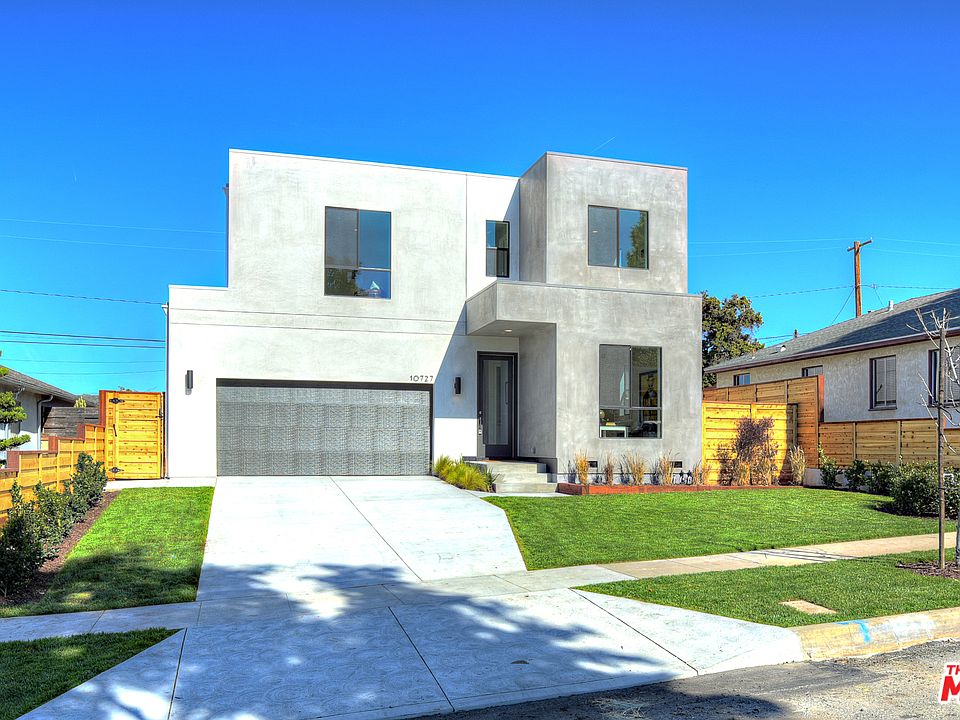 2nd image of 10727 Flaxton St