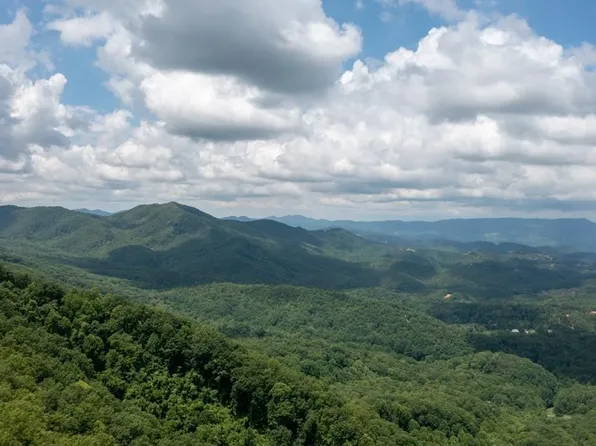 19 Laurel Top Way #19, Gatlinburg, TN 37738