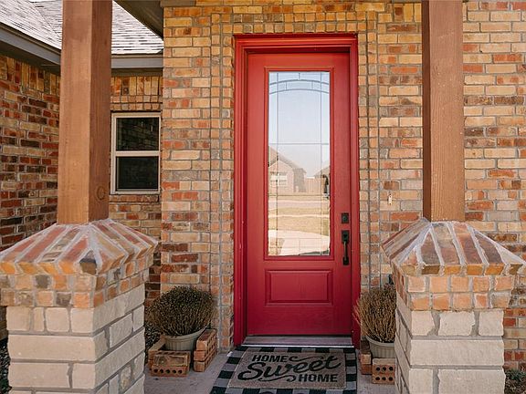 2nd image of 2108 Tumbleweed Ln