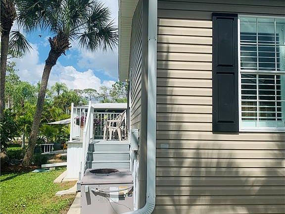 3rd image of 10845 Little Heron Cir