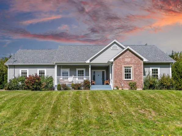 71 Valerie Ct, Windsor Junction, NS B2T 1Y7