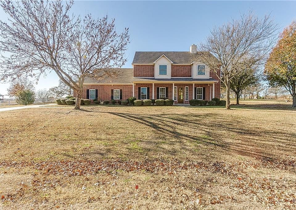 1st image of 3028 Big Springs Dr