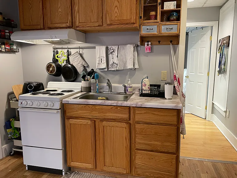 3 Trumbull St #2R — Photo 3