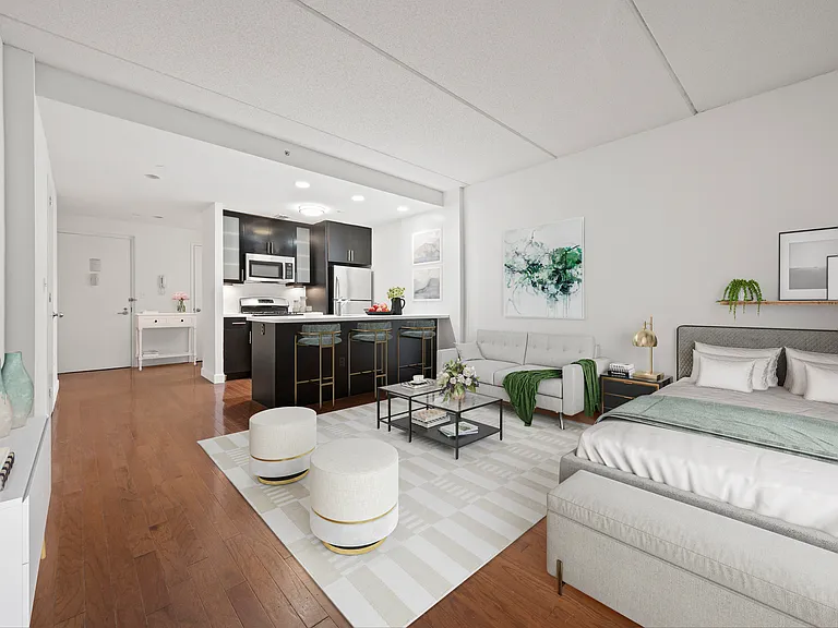 4134 Crescent St #2B — Photo 2