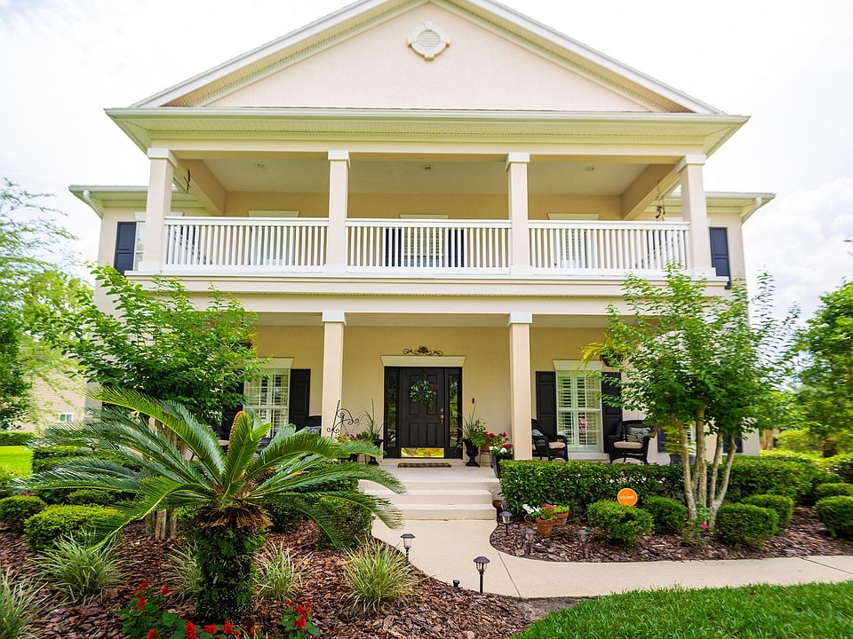 1st image of 370 Saint Johns Golf Dr