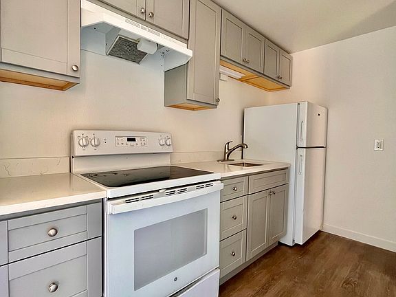 3rd image of 3422 21st Ave W APT 5