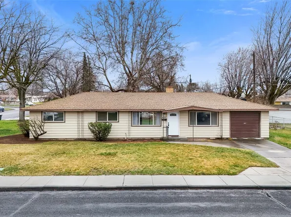 437 Sharon Avenue E, Moses Lake, WA 98837