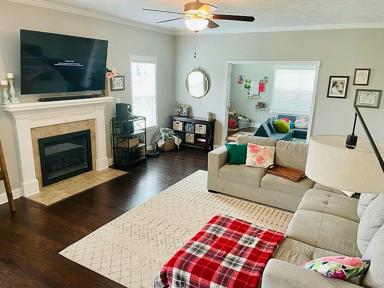 321 Cornhill Rd — Photo 32