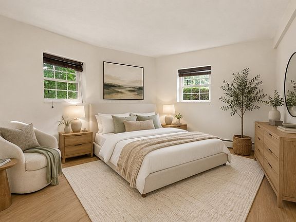 4th image of 15 Cass St APT 3