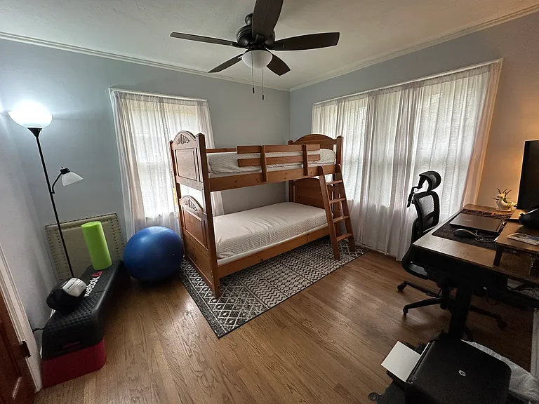7319 Walnut St — Photo 9