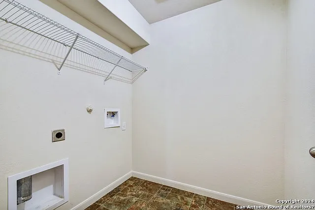 409 Teron Dr — Photo 24