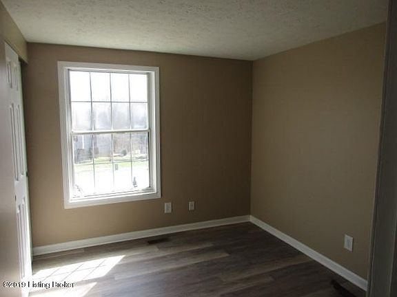 5th image of 9305 Plumwood Pl
