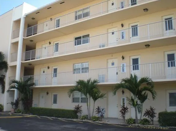 698 NE Spanish River Blvd, Boca Raton, FL