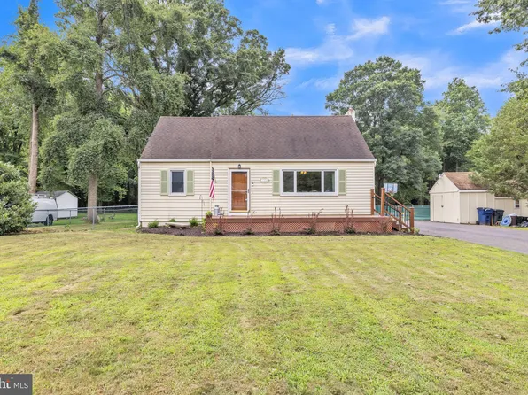 219 Homer Ave, Voorhees, NJ 08043