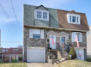 740 School Ln, Folcroft, PA 19032