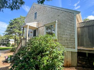 4 Mockingbird Dr, Edgartown, MA 02539