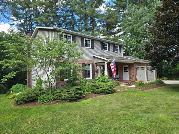 122 Terrace Dr, Edinboro, PA 16412