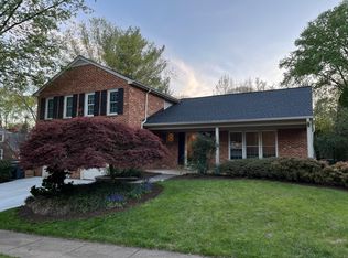 6116 Wicklow Dr, Burke, VA 22015