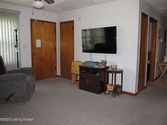 4th image of 1278 Lipps Ln