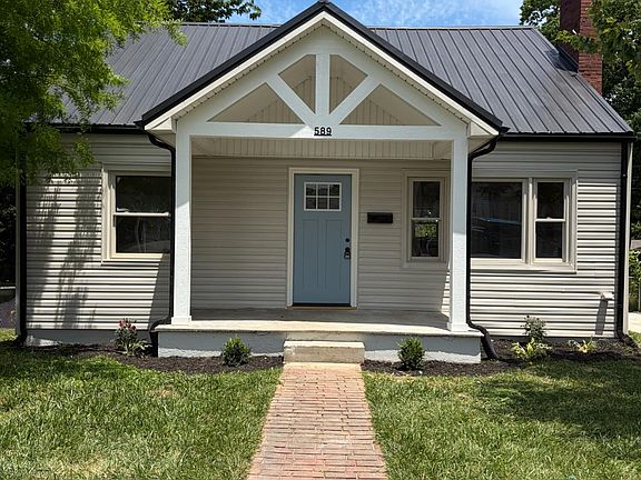 2nd image of 589 Stratford Dr