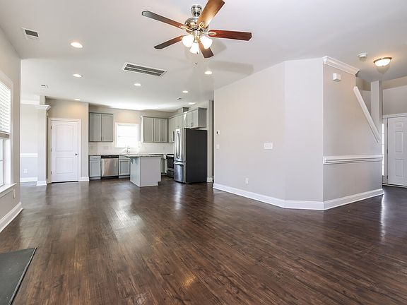 5th image of 44 Jonalker Ct