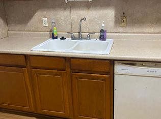25184 Lehner St, Roseville, MI 48066