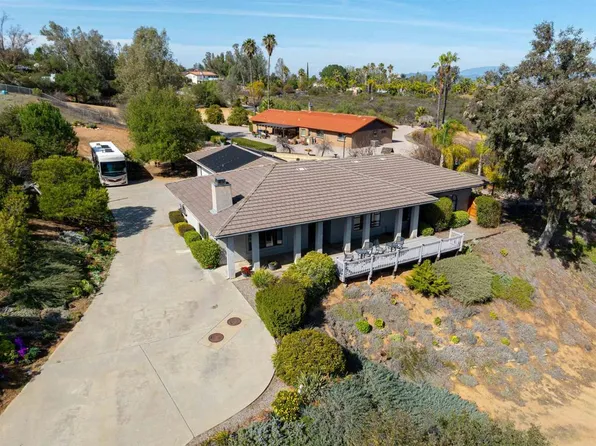 16366 Shady Oaks Ln, Ramona, CA 92065
