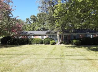 829 Eaglewood Dr, Zionsville, IN 46077