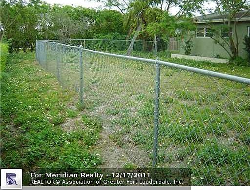3rd image of 6768 Massachusetts Dr