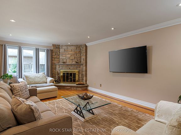 4th image of 1807 Tattersall Way