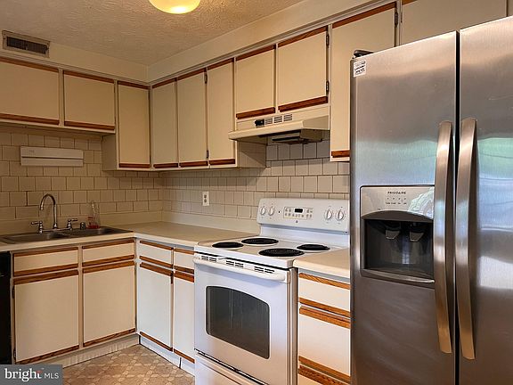 5th image of 8357 Claremont Woods Dr #A-8357a
