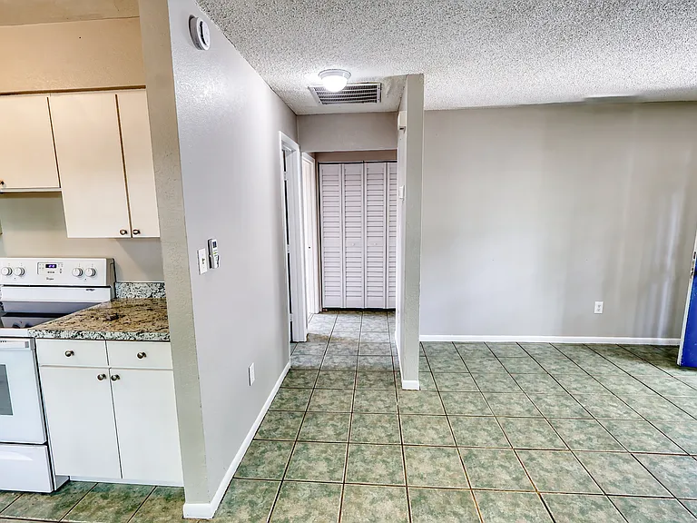 2914 E 26th Ave #B — Photo 8