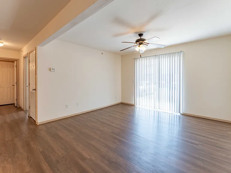Battlefield Park Apartments — Photo 52