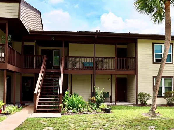21204 SANDALWOOD DRIVE #21-204, WILDWOOD, FL 34785