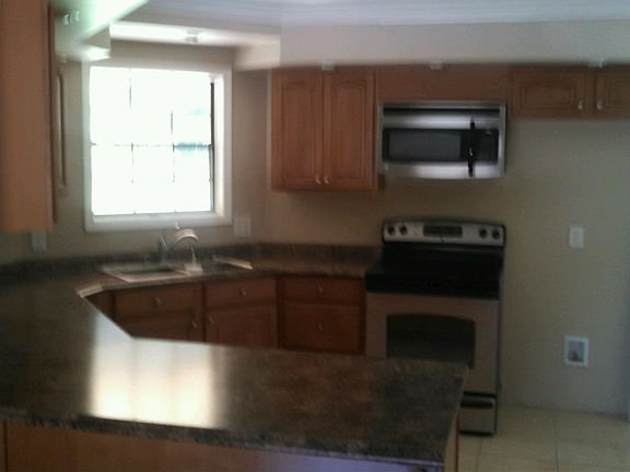 Kitchen with bar