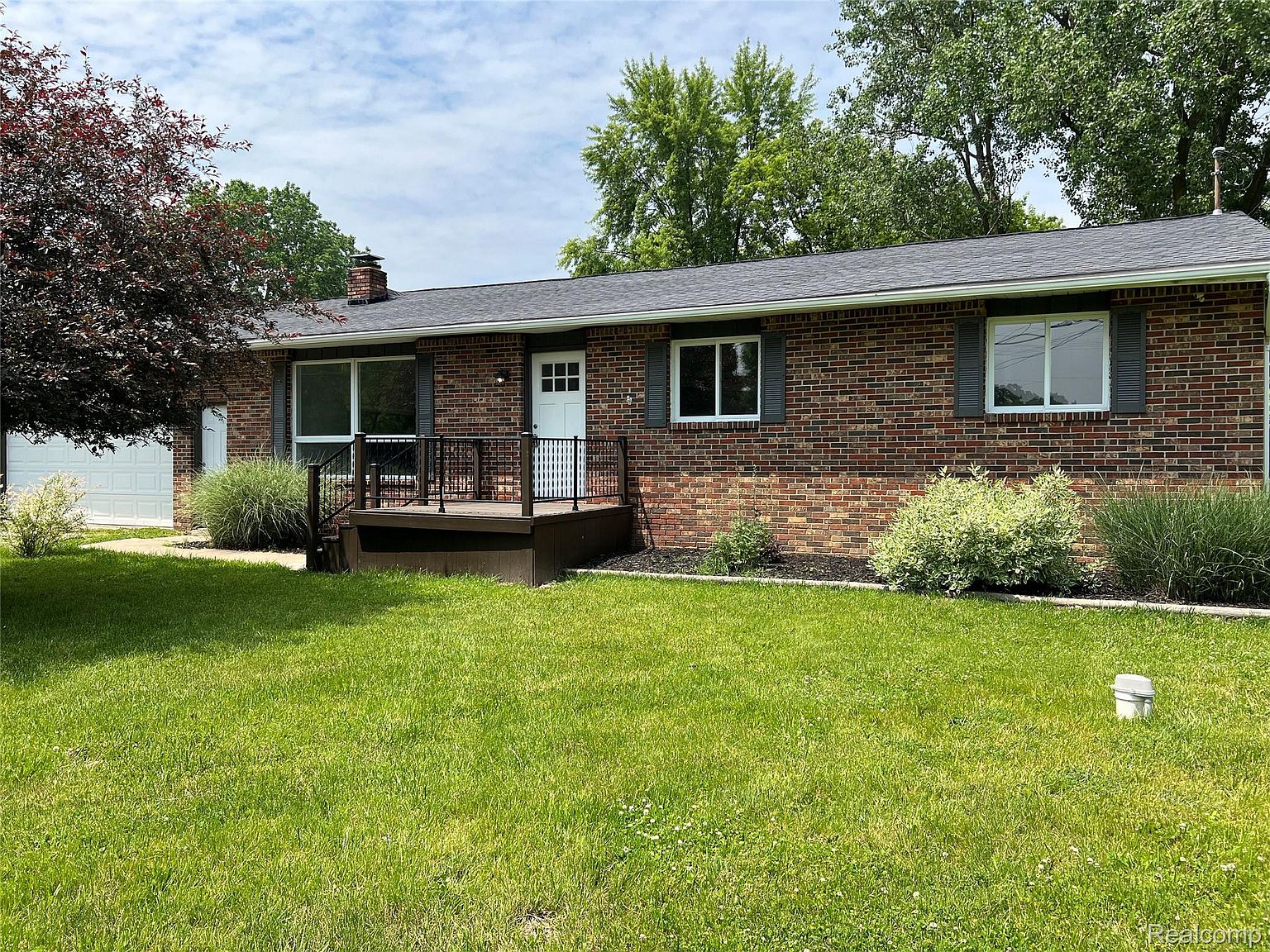 5327 E Carpenter Rd, Flint, MI 48506 | Zillow