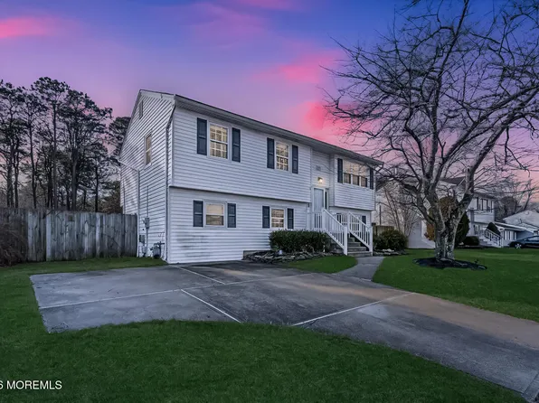 1421 Delaware Avenue, Toms River, NJ 08753