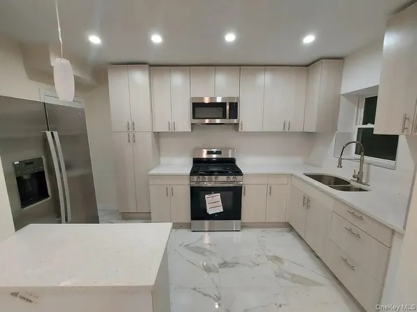 141-66 73rd Terrace, Kew Garden Hills, NY 11367