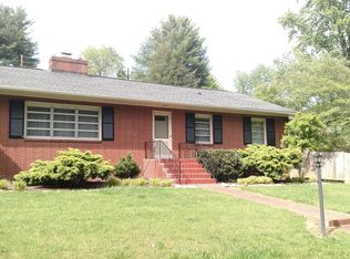 181 Johnson St, Canton, NC 28716