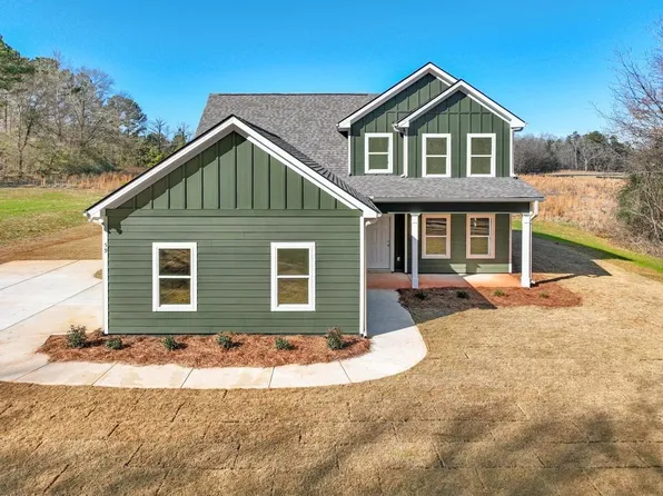 59 Oak Rd, Locust Grove, GA 30248