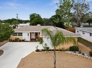 2062 Greenbriar Blvd, Clearwater, FL 33763