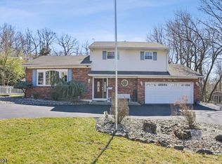 233 Cedar St, Cedar Grove, NJ 07009