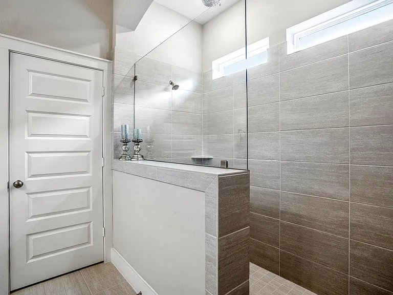 222 Thistle Dr — Photo 27