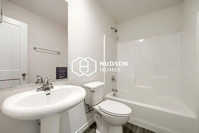 7918 Vineyard Dr — Photo 11