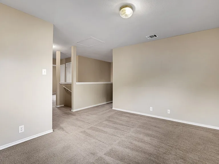 210 Birchwood Bay — Photo 15