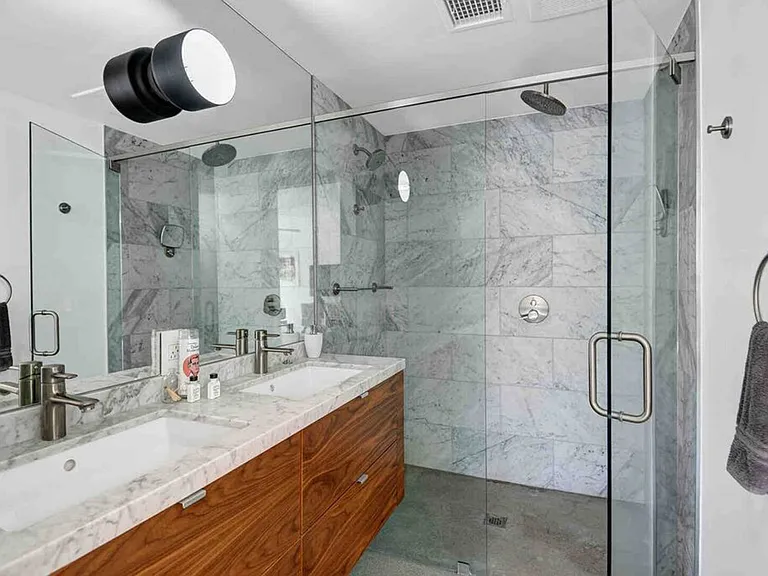 N Sunnyview Dr — Photo 14