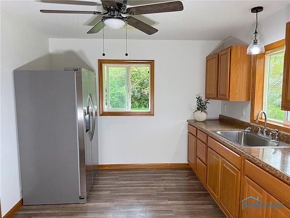 5th image of 310 N Theresa St